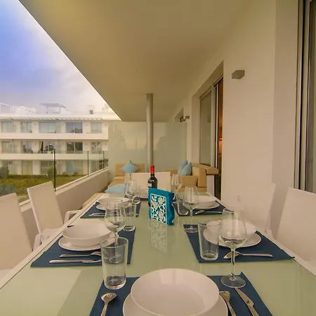 Belaire 4 Bedroom Daire Estepona