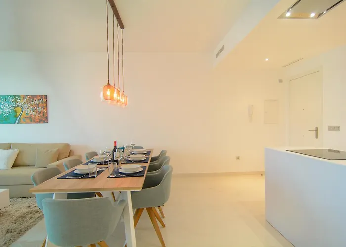 Appartement Belaire 4 Bedroom *