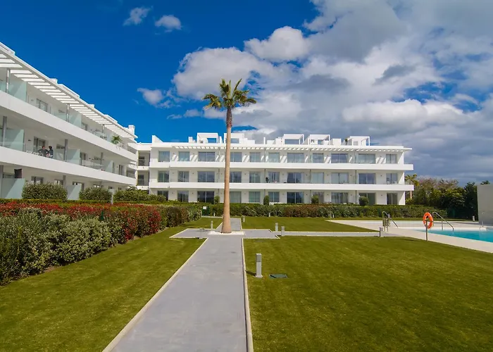 Belaire 4 Bedroom Appartement