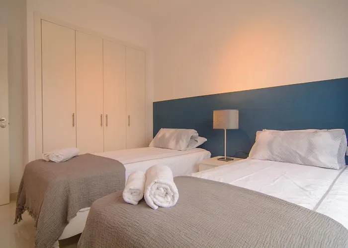 Appartement Belaire 4 Bedroom *